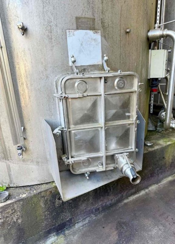 Sonstige Obsttechnik & Weinbautechnik Türe ait Sonstige | Cuve inox - Fond cuillère sur jupe - 700 HL, Gebrauchtmaschine içinde Monteux (resim 9)